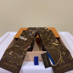 LOUIS VUITTON SATIN MONOGRAM BANDEAU/SCARF